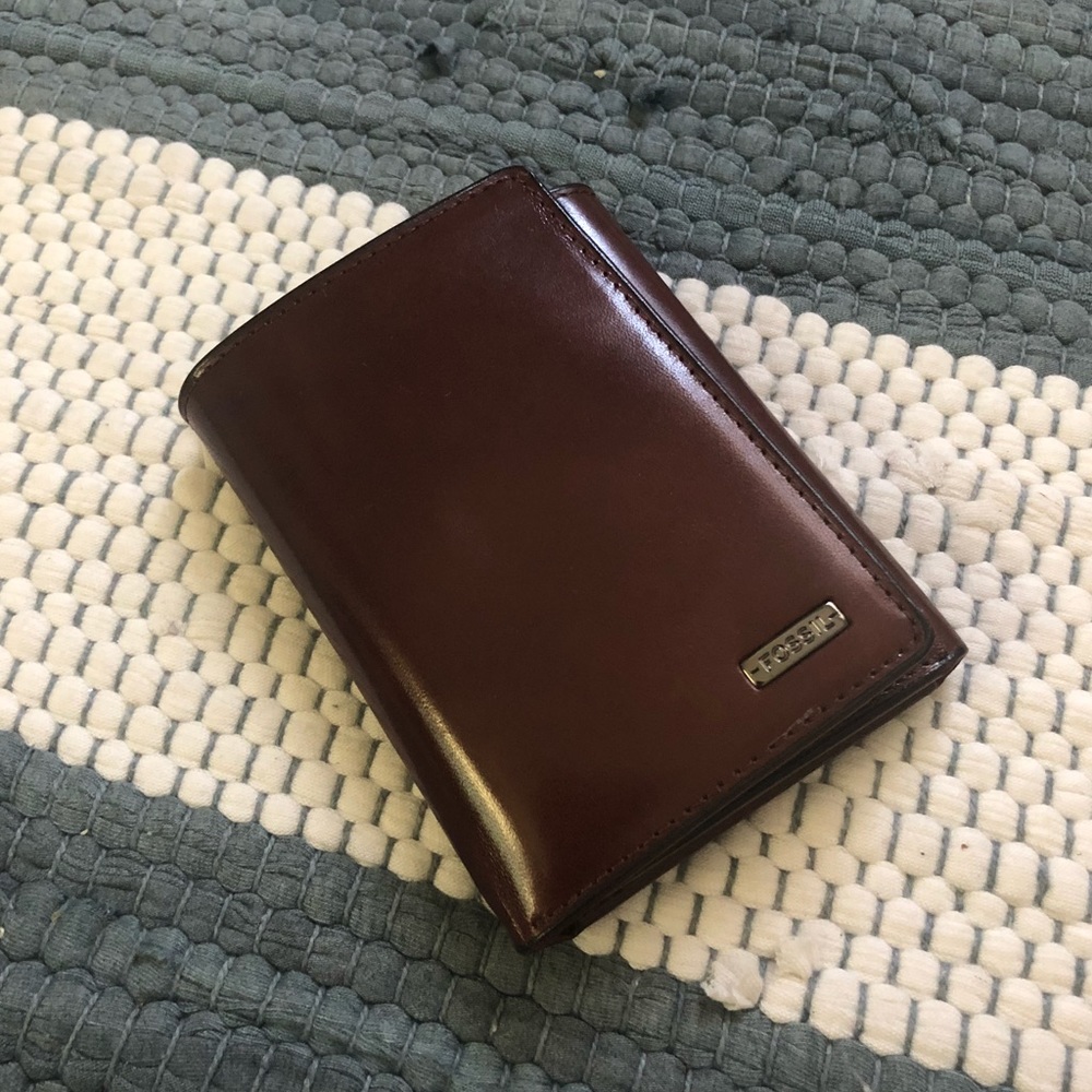 Brand New Fossil Trifold Leather Wallet